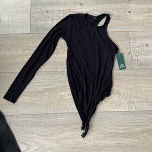 Black half long sleeve-no sleeve bodysuit
